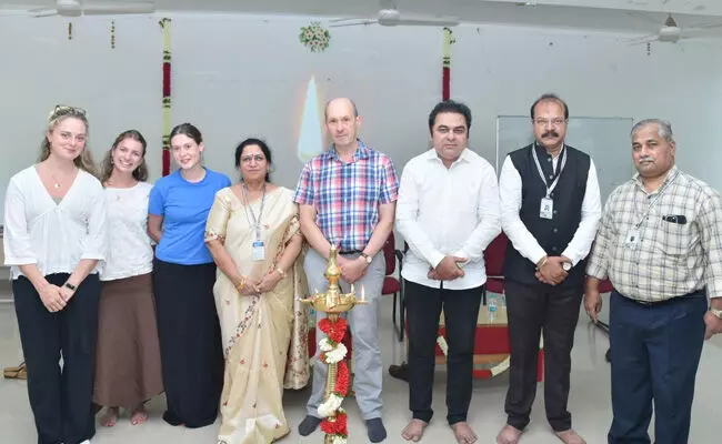 ಕಲಬುರಗಿ | ವೈದ್ಯಕೀಯ ಆರೈಕೆಯಲ್ಲಿ ಮಾನವೀಯ ಸ್ಪರ್ಶದಿಂದ ಉತ್ತಮ ಫಲಿತಾಂಶ: ಡಾ.ಪೀಟರ್ ಆಂಡ್ರೂ ಬ್ರೇನನ್