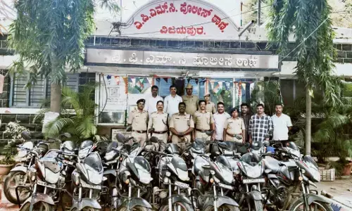 ವಿಜಯಪುರ | ದ್ವಿಚಕ್ರ ವಾಹನ ಕಳ್ಳತನ ಪ್ರಕರಣ; ಇಬ್ಬರು ಆರೋಪಿಗಳ ಬಂಧನ