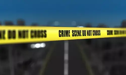 ವಿಜಯಪುರ | ಮಾರಕಾಸ್ತ್ರಗಳಿಂದ ದಾಳಿ ನಡೆಸಿ ಯುವಕನ ಹತ್ಯೆ