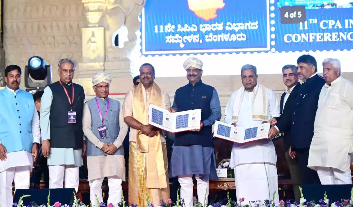 ಶಾಸನಸಭೆಗಳನ್ನು ಕ್ರಿಯಾಶೀಲ ಸಂವಾದದ ಕೇಂದ್ರಗಳನ್ನಾಗಿ ಮಾಡಬೇಕು : ಲೋಕಸಭಾ ಸ್ಪೀಕರ್ ಓಂ ಬಿರ್ಲಾ ಶಾಸನಸಭೆಗಳನ್ನು ಕ್ರಿಯಾಶೀಲ ಸಂವಾದದ ಕೇಂದ್ರಗಳನ್ನಾಗಿ ಮಾಡಬೇಕು : ಲೋಕಸಭಾ ಸ್ಪೀಕರ್ ಓಂ ಬಿರ್ಲಾ