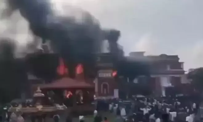 ನೇಪಾಳದಲ್ಲಿ ಸಿಲುಕಿದ ವಿಜಯನಗರ, ಬಳ್ಳಾರಿ ಜಿಲ್ಲೆಯ 22ಕ್ಕೂ ಹೆಚ್ಚು ಮಂದಿ