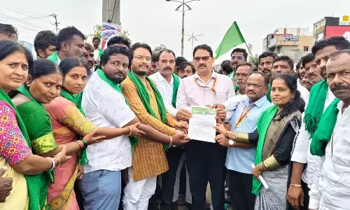 ಕಲಬುರಗಿ | ರೈತರ ಸಾಲ ಮನ್ನಾ, ಬೆಳೆ ವಿಮೆ ಬಿಡುಗಡೆಗೆ ರೈತ ಸಂಘಟನೆಗಳ ಆಗ್ರಹ