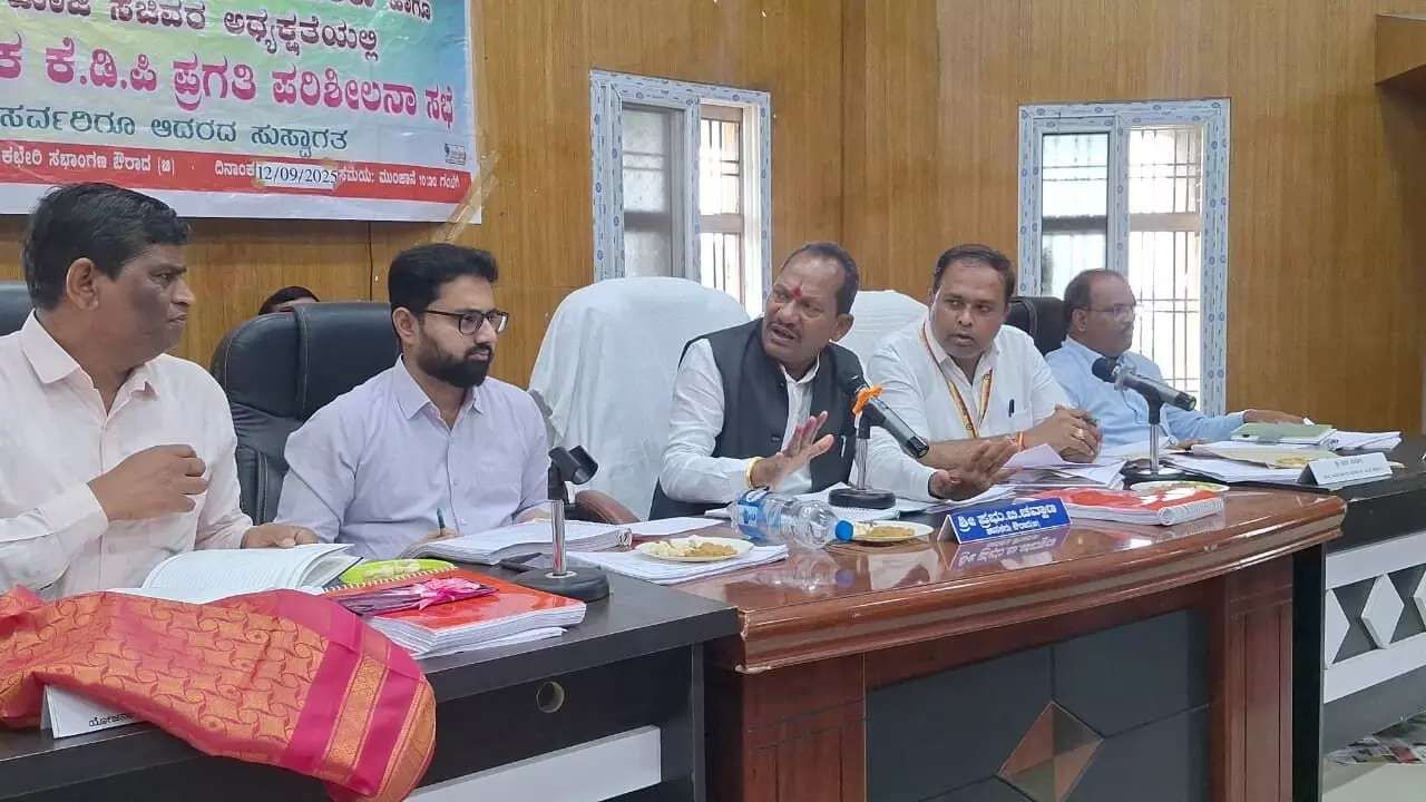 ಬೆಳೆಹಾನಿಯಾದ ಎಲ್ಲ ರೈತರಿಗೆ ಪರಿಹಾರ ಕಲ್ಪಿಸಲು ಪ್ರಮಾಣಿಕವಾಗಿ ಪ್ರಯತ್ನಿಸಿ : ಶಾಸಕ ಪ್ರಭು ಚೌವ್ಹಾಣ್