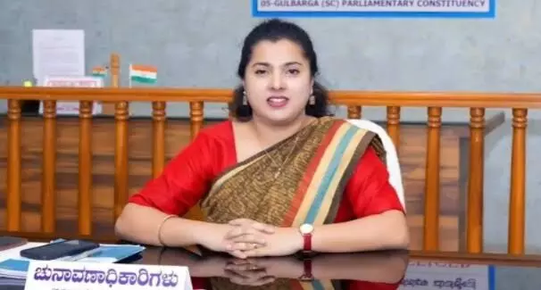 ಕಲಬುರಗಿ | ರಸ್ತೆ ಅಪಘಾತ, ಆಕಸ್ಮಿಕ ಪ್ರಕರಣಗಳಿದ್ದಾಗ ಚಿಕಿತ್ಸೆಗೆ ಮೊದಲಾದ್ಯತೆ ನೀಡಿ: ಡಿಸಿ ಬಿ.ಫೌಝಿಯಾ ತರನ್ನುಮ್ ಕಲಬುರಗಿ | ರಸ್ತೆ ಅಪಘಾತ, ಆಕಸ್ಮಿಕ ಪ್ರಕರಣಗಳಿದ್ದಾಗ ಚಿಕಿತ್ಸೆಗೆ ಮೊದಲಾದ್ಯತೆ ನೀಡಿ: ಡಿಸಿ ಬಿ.ಫೌಝಿಯಾ ತರನ್ನುಮ್