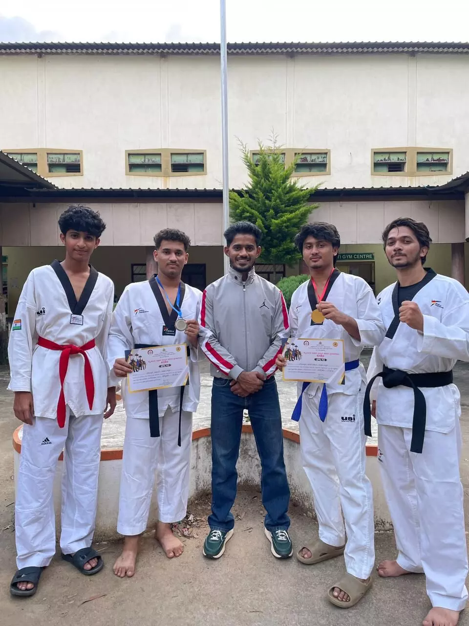 ಟೈಕ್ವಾಂಡೋ ಚಾಂಪಿಯನ್ ಶಿಪ್: ದ.ಕ.ಜಿಲ್ಲೆಗೆ ಎರಡು ಪದಕ ಟೈಕ್ವಾಂಡೋ ಚಾಂಪಿಯನ್ ಶಿಪ್: ದ.ಕ.ಜಿಲ್ಲೆಗೆ ಎರಡು ಪದಕ