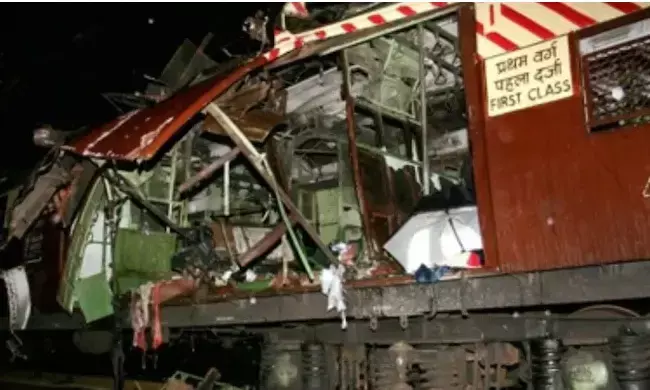 2006ರ ಮುಂಬೈ ಸರಣಿ ರೈಲು ಸ್ಪೋಟ ಪ್ರಕರಣದ ದೋಷಮುಕ್ತನಿಂದ 9 ಕೋಟಿ ರೂ. ಪರಿಹಾರಕ್ಕಾಗಿ ಆಗ್ರಹ