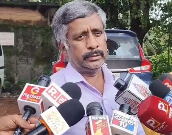 ಸ್ನೇಹಮಯಿ ಕೃಷ್ಣ ವಿರುದ್ಧ ಬೆಳ್ತಂಗಡಿ ಪೊಲೀಸ್ ಠಾಣೆಗೆ ದೂರು ಸ್ನೇಹಮಯಿ ಕೃಷ್ಣ ವಿರುದ್ಧ ಬೆಳ್ತಂಗಡಿ ಪೊಲೀಸ್ ಠಾಣೆಗೆ ದೂರು