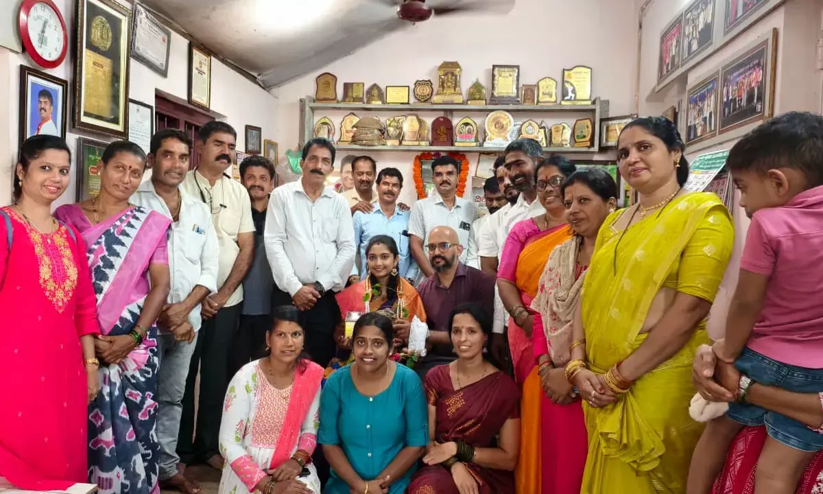 ವಿಶ್ವದಾಖಲೆ ಭರತನಾಟ್ಯ ಕಲಾವಿದೆ ದಿಕ್ಷಾ ಬ್ರಹ್ಮಾವರಗೆ ಸನ್ಮಾನ