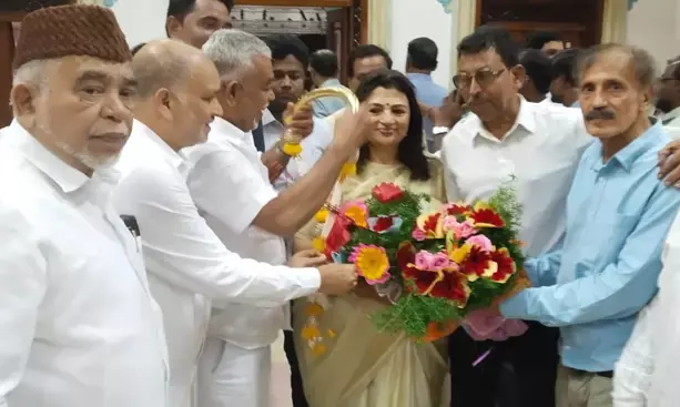 ಎಂಎಲ್‌ಸಿ ಆಗಿ ಪ್ರಮಾಣ ವಚನ ಸ್ವೀಕರಿಸಿದ ಡಾ.ಆರತಿ ಕೃಷ್ಣರನ್ನು ಅಭಿನಂದಿಸಿದ ಗಲ್ಫ್ ರಿಟೈರೀಸ್ ಅಸೋಸಿಯೇಷನ್‌