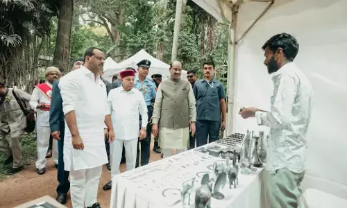 ಕಾಮನ್‍ವೆಲ್ತ್ ಸಂಸದೀಯ ಸಂಘ ಭಾರತ ವಿಭಾಗದ 11ನೆ ಸಮ್ಮೇಳನದಲ್ಲಿ ಬಿದ್ರಿ ಕಲೆಯ ವಸ್ತು ಪ್ರದರ್ಶನ