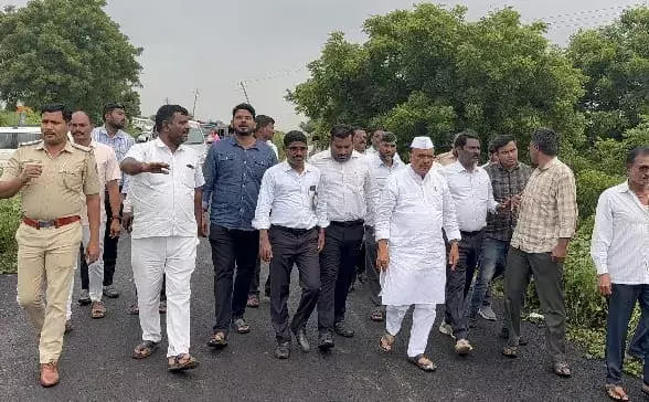 ಆಳಂದ| ಧಾರಾಕಾರ ಮಳೆಯಿಂದ ಬೆಳೆ, ಸೇತುವೆ ಹಾನಿ : ಪರಿಹಾರಕ್ಕೆ ಅಧಿಕಾರಿಗಳಿಗೆ ಶಾಸಕ ಬಿ.ಆರ್ ಪಾಟೀಲ್  ಸೂಚನೆ