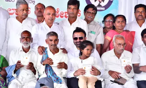 200ಕ್ಕೂ ಹೆಚ್ಚು ಜನರಿಗೆ ಶ್ರವಣ ಸಾಧನ ವಿತರಣೆ : ಸಚಿವ ಸಂತೋಷ್ ಲಾಡ್