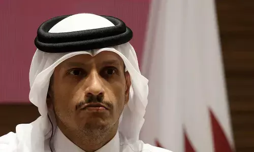 ದ್ವಿಮುಖ ನೀತಿಯನ್ನು ನಿಲ್ಲಿಸಿ ಇಸ್ರೇಲ್ ಅನ್ನು ಶಿಕ್ಷಿಸಿ : ಜಾಗತಿಕ ಸಮುದಾಯಕ್ಕೆ ಖತರ್ ಪ್ರಧಾನಿ ಒತ್ತಾಯ