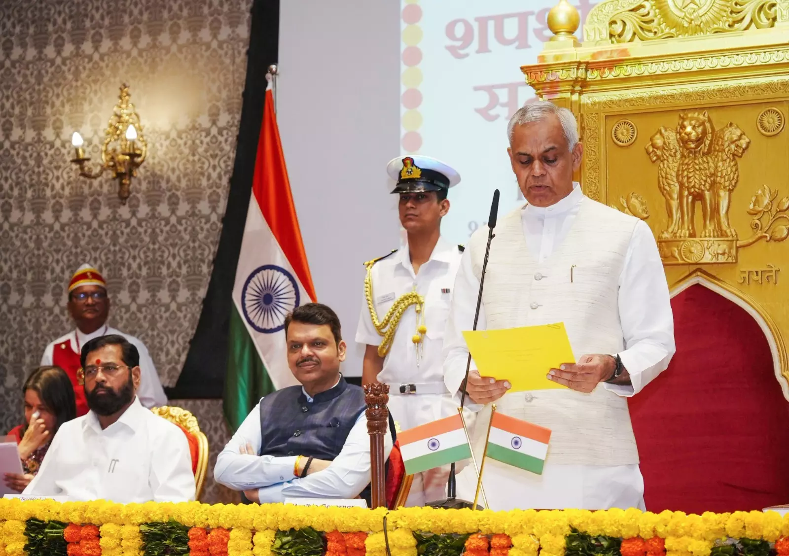 ಮಹಾರಾಷ್ಟ್ರ ರಾಜ್ಯಪಾಲರಾಗಿ ದೇವವ್ರತ ಪ್ರಮಾಣವಚನ