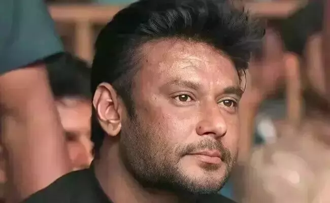 ನ್ಯಾಯಾಲಯದ ಆದೇಶದ ಹೊರತಾಗಿಯೂ ದರ್ಶನ್‌ಗೆ ಸೌಲಭ್ಯ ಕಲ್ಪಿಸದ ಆರೋಪ: ಜೈಲು ಅಧಿಕಾರಿಗಳಿಂದ ವಿವರಣೆ ಕೇಳಿದ ಸೆಷನ್ಸ್ ಕೋರ್ಟ್