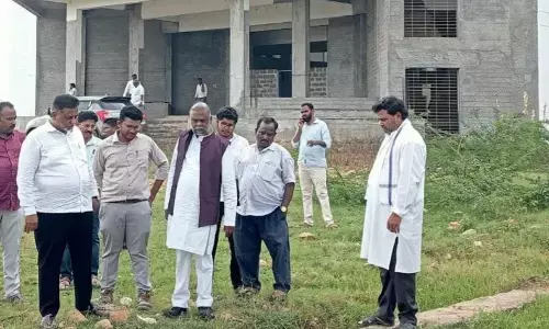 ಹೊಸಪೇಟೆ | ಮಾತಂಗ ಋಷಿ ಕಲ್ಯಾಣ ಮಂಟಪ, ಅನಾಥಾಶ್ರಮ ಕಾಮಗಾರಿ ಪರಿಶೀಲಿಸಿದ ಮುಹಮ್ಮದ್ ಇಮಾಮ್