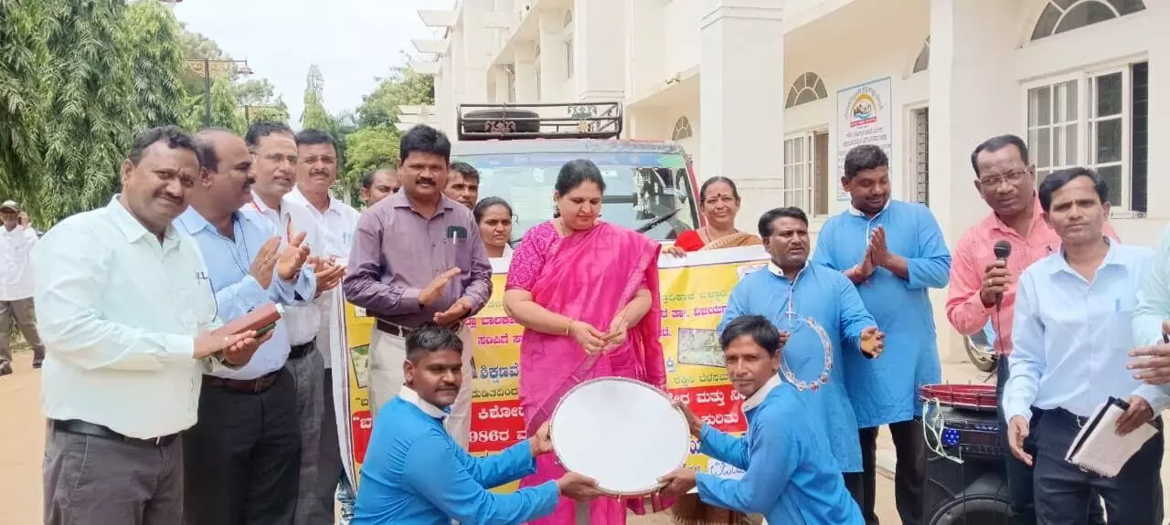 ವಿಜಯನಗರ | ಮಕ್ಕಳ ಬಾಲ್ಯ ಉಳಿಸೋಣ, ದುಡಿತ ತಪ್ಪಿಸೋಣ : ಡಿಸಿ ಕವಿತಾ ಮನ್ನಿಕೇರಿ