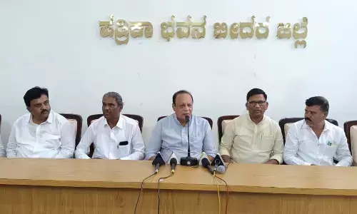 ಚುನಾವಣಾ ಆಯೋಗ ರಾಹುಲ್ ಗಾಂಧಿ ಅವರಿಗೆ ಬೆದರಿಕೆ ಹಾಕುವ ಕೆಲಸ ಮಾಡುತ್ತಿದೆ : ಮಾಜಿ ಸಚಿವ ವಿನಯಕುಮಾರ್ ಸೊರಕೆ