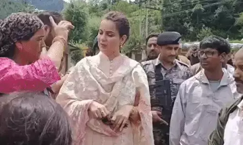 ʼಕಂಗನಾ ಗೋಬ್ಯಾಕ್ʼ: ಪ್ರವಾಹ ಪೀಡಿತ ಪ್ರದೇಶಗಳಿಗೆ ಬಿಜೆಪಿ ಸಂಸದೆ ಕಂಗನಾ ತಡವಾಗಿ ಆಗಮಿಸಿದ್ದಕ್ಕೆ ಜನರಿಂದ ಆಕ್ರೋಶ