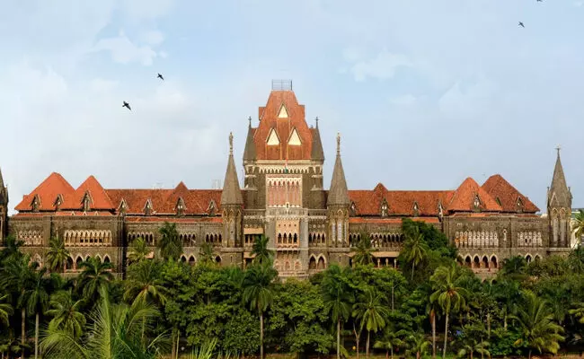 ಮಹಾರಾಷ್ಟ್ರ | ಬದ್ಲಾಪುರ ಪ್ರಕರಣದ ನಂತರ ಮಕ್ಕಳ ಸುರಕ್ಷತೆ ಕುರಿತು ಕಾಟಾಚಾರದ ಕ್ರಮ: ಸರ್ಕಾರಕ್ಕೆ ಬಾಂಬೆ ಹೈಕೋರ್ಟ್ ತರಾಟೆ