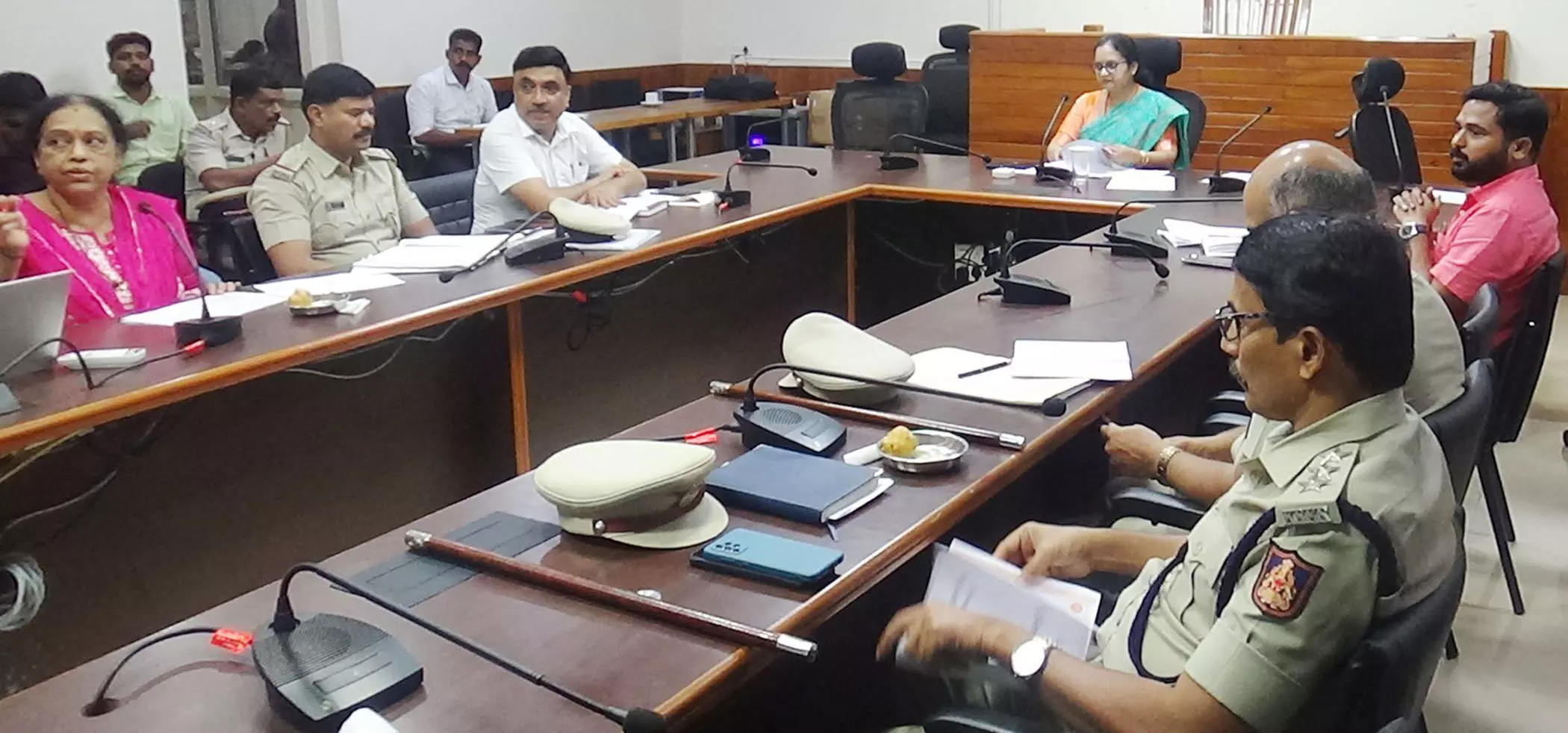 ತಂಬಾಕು ಉತ್ಪನ್ನ ಮಾರಾಟಕ್ಕೆ ಪ್ರತ್ಯೇಕ ಪರವಾನಿಗೆ ಕಡ್ಡಾಯ: ಉಡುಪಿ ಜಿಲ್ಲಾಧಿಕಾರಿ ಸ್ವರೂಪ ಟಿ.ಕೆ. ತಂಬಾಕು ಉತ್ಪನ್ನ ಮಾರಾಟಕ್ಕೆ ಪ್ರತ್ಯೇಕ ಪರವಾನಿಗೆ ಕಡ್ಡಾಯ: ಉಡುಪಿ ಜಿಲ್ಲಾಧಿಕಾರಿ ಸ್ವರೂಪ ಟಿ.ಕೆ.