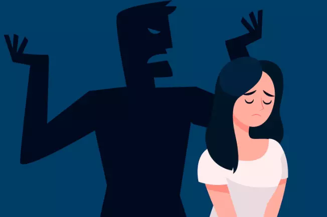 ಬೆಂಗಳೂರು ವಿವಿ ಅತಿಥಿ ಉಪನ್ಯಾಸಕಿಗೆ ಲೈಂಗಿಕ ಕಿರುಕುಳ ಆರೋಪ : ಐವರು ಉಪನ್ಯಾಸಕರ ವಿರುದ್ಧ ಎಫ್​ಐಆರ್