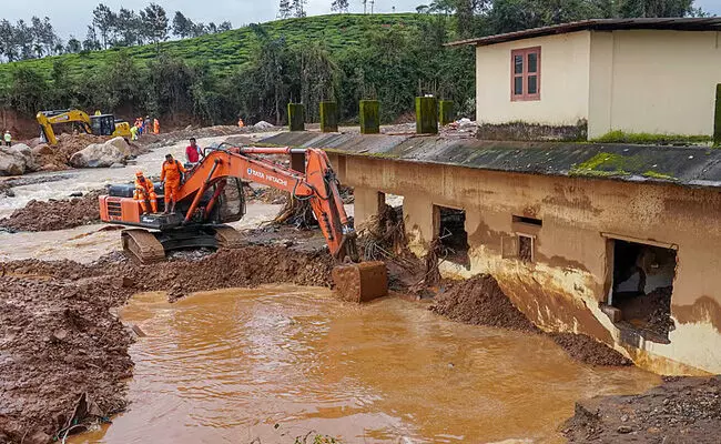 ಮಹಾರಾಷ್ಟ್ರ | ಲಾತೂರ್‌ನಲ್ಲಿ ಭಾರೀ ಮಳೆ : ನೀರಿನಲ್ಲಿ ಕೊಚ್ಚಿಕೊಂಡು ಹೋದ ಐವರ ಮೃತದೇಹ ಪತ್ತೆ