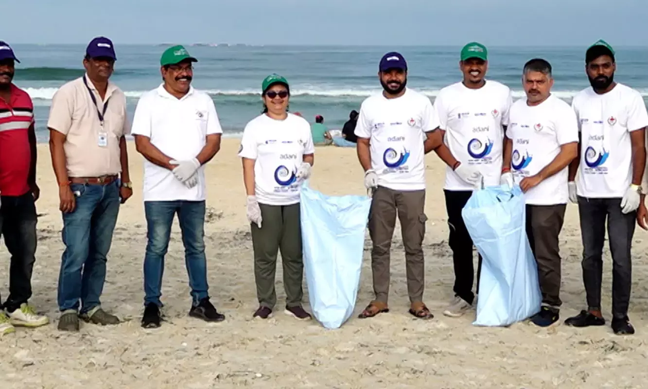 ಮಲ್ಪೆ ಬೀಚ್‌ನಲ್ಲಿ ಅಂ.ರಾ.ಕರಾವಳಿ ಸ್ವಚ್ಚತಾ ದಿನಾಚರಣೆ