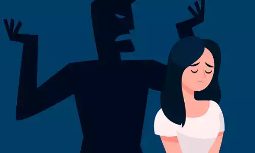 ಬೆಂಗಳೂರು ವಿವಿ ಅತಿಥಿ ಉಪನ್ಯಾಸಕಿಗೆ ಲೈಂಗಿಕ ಕಿರುಕುಳ ಆರೋಪ : ಐವರು ಉಪನ್ಯಾಸಕರ ವಿರುದ್ಧ ಎಫ್​ಐಆರ್