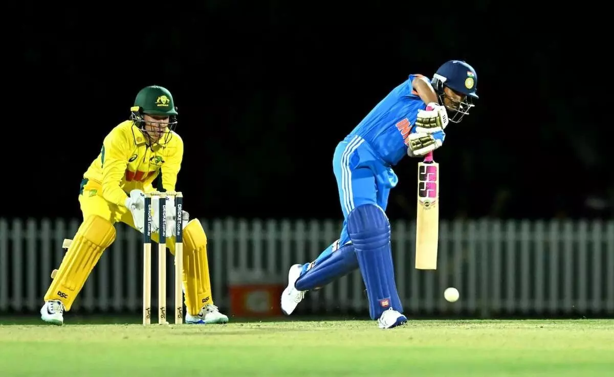 ಮೊದಲ ಯೂತ್ ಏಕದಿನ ಪಂದ್ಯ : ಆಸ್ಟ್ರೇಲಿಯ ವಿರುದ್ಧ ಭಾರತ ತಂಡಕ್ಕೆ 7 ವಿಕೆಟ್ ಜಯ ಮೊದಲ ಯೂತ್ ಏಕದಿನ ಪಂದ್ಯ : ಆಸ್ಟ್ರೇಲಿಯ ವಿರುದ್ಧ ಭಾರತ ತಂಡಕ್ಕೆ 7 ವಿಕೆಟ್ ಜಯ