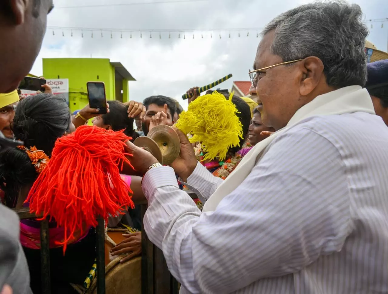 ನಾಡಹಬ್ಬ ಮೈಸೂರು ದಸರಾಗೆ ಬಾನು ಮುಷ್ತಾಕ್ ರಿಂದ ವಿದ್ಯುಕ್ತ ಚಾಲನೆ; ಚಿತ್ರಗಳಲ್ಲಿ ನೋಡಿ