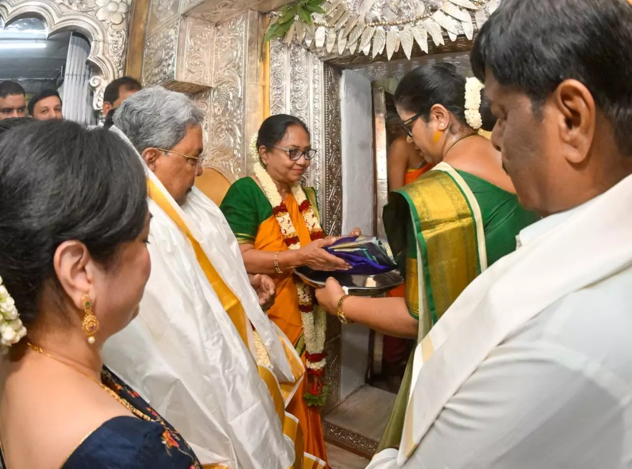 ನಾಡಹಬ್ಬ ಮೈಸೂರು ದಸರಾಗೆ ಬಾನು ಮುಷ್ತಾಕ್ ರಿಂದ ವಿದ್ಯುಕ್ತ ಚಾಲನೆ; ಚಿತ್ರಗಳಲ್ಲಿ ನೋಡಿ