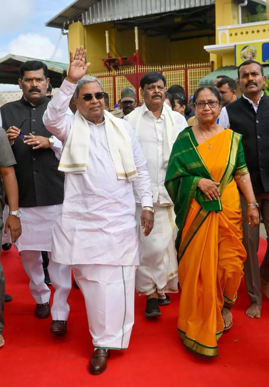 ನಾಡಹಬ್ಬ ಮೈಸೂರು ದಸರಾಗೆ ಬಾನು ಮುಷ್ತಾಕ್ ರಿಂದ ವಿದ್ಯುಕ್ತ ಚಾಲನೆ; ಚಿತ್ರಗಳಲ್ಲಿ ನೋಡಿ