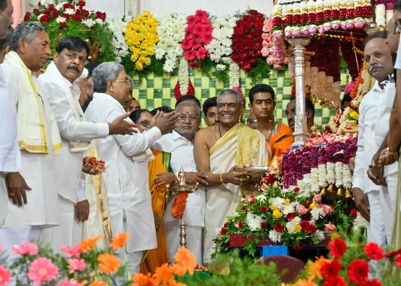 ನಾಡಹಬ್ಬ ಮೈಸೂರು ದಸರಾಗೆ ಬಾನು ಮುಷ್ತಾಕ್ ರಿಂದ ವಿದ್ಯುಕ್ತ ಚಾಲನೆ; ಚಿತ್ರಗಳಲ್ಲಿ ನೋಡಿ