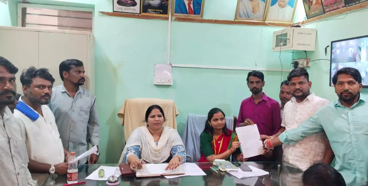 ಬೀದರ್ | ಗ್ರಾಮ ಪಂಚಾಯತ್ ಅಭಿವೃದ್ಧಿ ಅಧಿಕಾರಿ ವಿರುದ್ಧ ಕಾನೂನು ಕ್ರಮಕ್ಕೆ ಮನವಿ