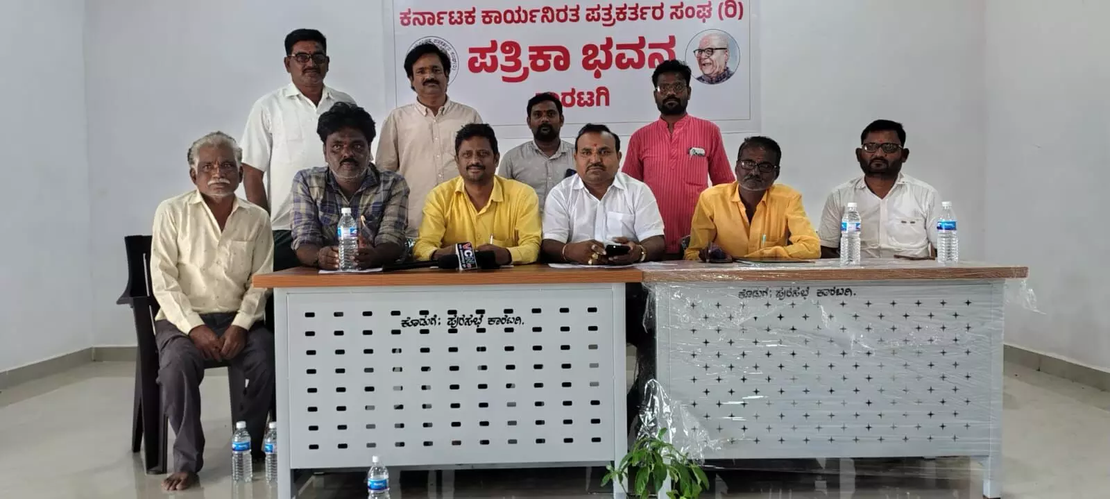 ಕಾರಟಗಿ | ಜಾತಿ ಕಾಲಂ-9ರಲ್ಲಿ ವಿಶ್ವಕರ್ಮ ಎಂದು ನಮೂದಿಸಿ : ವಿಶ್ವಕರ್ಮ ಮಹಾಸಂಘ ಮನವಿ