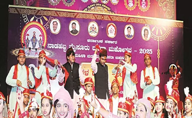 ಮಕ್ಕಳಲ್ಲಿರುವ ಸುಪ್ತ ಪ್ರತಿಭೆಯನ್ನು ಗುರುತಿಸಿ ಪ್ರೋತ್ಸಾಹಿಸಲು ಮಕ್ಕಳ ದಸರಾ ಸೂಕ್ತ ವೇದಿಕೆ : ಮಧು ಬಂಗಾರಪ್ಪ