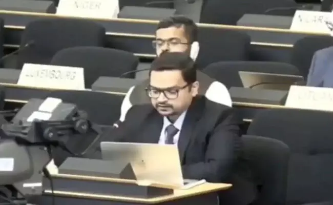 ಪಾಕಿಸ್ತಾನ ತನ್ನದೇ ಜನರ ಮೇಲೆ ಬಾಂಬ್ ಹಾಕುವ ಬದಲು ಆರ್ಥಿಕತೆಯತ್ತ ಗಮನ ನೀಡಲಿ : ವಿಶ್ವಸಂಸ್ಥೆ ಸಭೆಯಲ್ಲಿ ಭಾರತ ವಾಗ್ದಾಳಿ