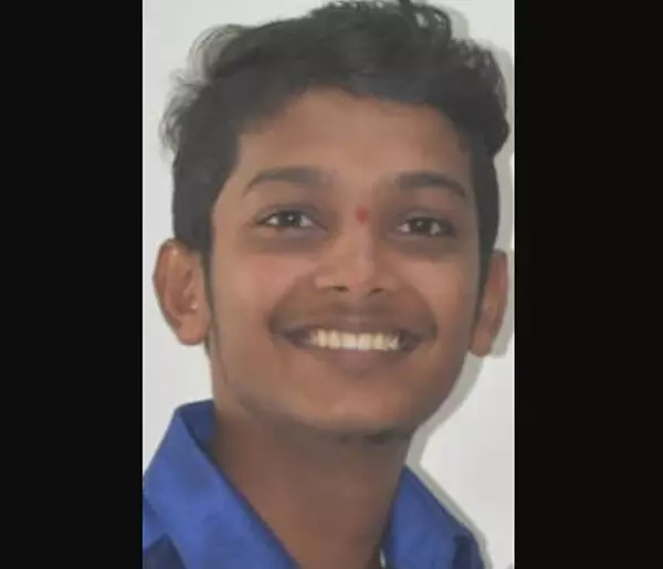 ಸಿಎಂ ಸಿದ್ದರಾಮಯ್ಯ ವಿರುದ್ಧ ಅವಹೇಳನಕಾರಿ ಸಂದೇಶ: ಬಿಜೆಪಿ ಐಟಿ ಸೆಲ್ನ ಪ್ರಖ್ಯಾತ್ ವಿರುದ್ಧ ದೂರು ದಾಖಲು ಸಿಎಂ ಸಿದ್ದರಾಮಯ್ಯ ವಿರುದ್ಧ ಅವಹೇಳನಕಾರಿ ಸಂದೇಶ: ಬಿಜೆಪಿ ಐಟಿ ಸೆಲ್ನ ಪ್ರಖ್ಯಾತ್ ವಿರುದ್ಧ ದೂರು ದಾಖಲು