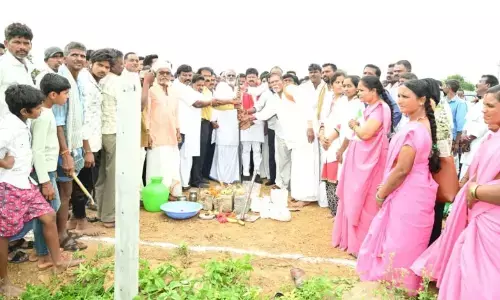 ರಾಯಚೂರು | ಸಗಮಕುಂಟಾದ ನೂತನ ಸರಕಾರಿ ಪ್ರಾಥಮಿಕ ಆರೋಗ್ಯ ಕೇಂದ್ರಕ್ಕೆ ಶಾಸಕರಿಂದ ಭೂಮಿ ಪೂಜೆ