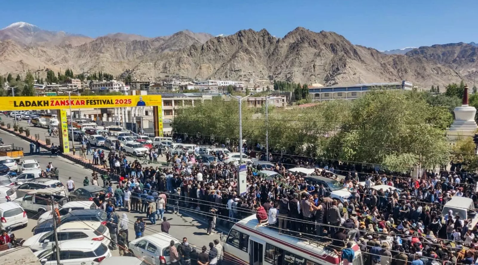 PHOTOS | ಲಡಾಖ್‌ಗೆ ರಾಜ್ಯ ಸ್ಥಾನಮಾನಕ್ಕೆ ಆಗ್ರಹಿಸಿ ಹೋರಾಟ; ಹಿಂಸಾಚಾರದಲ್ಲಿ ನಾಲ್ವರು ಸಾವು