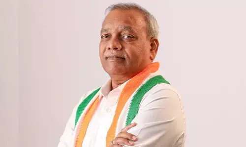 ಕಲಬುರಗಿ | ಪ್ರವಾಹಪೀಡಿತ ಗ್ರಾಮಗಳಲ್ಲಿ 2,500 ಆಹಾರ ಸಾಮಗ್ರಿಗಳ‌ ಪೊಟ್ಟಣ ವಿತರಣೆ: ಸಂಸದ ರಾಧಾಕೃಷ್ಣ ದೊಡ್ಡಮನಿ.