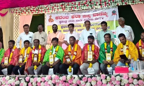 ಕಲಬುರಗಿ | ಪ್ರತಿಯೊಬ್ಬರಲ್ಲಿ ರಾಷ್ಟ್ರಪ್ರಜ್ಞೆ ಮೈಗೂಡಲಿ : ಡಾ.ಸಿದ್ದಲಿಂಗ ಶ್ರೀ