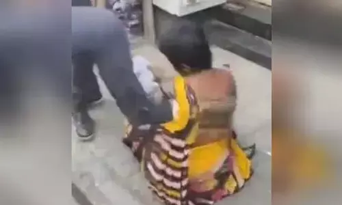 ಬೆಂಗಳೂರು: ಸೀರೆ ಕದ್ದ ಆರೋಪದಲ್ಲಿ ಮಹಿಳೆಗೆ ಅಮಾನುಷ ಹಲ್ಲೆ