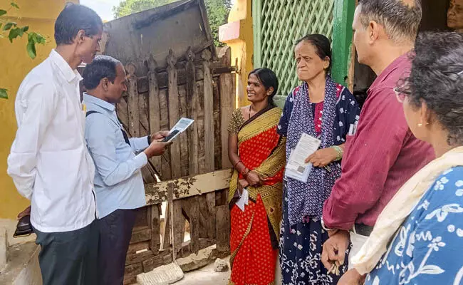 ನಿವೃತ್ತಿಯಂಚಿನ ಶಿಕ್ಷಕರಿಗೆ ಸಾಮಾಜಿಕ, ಶೈಕ್ಷಣಿಕ ಸಮೀಕ್ಷೆಯ ಭಾರ