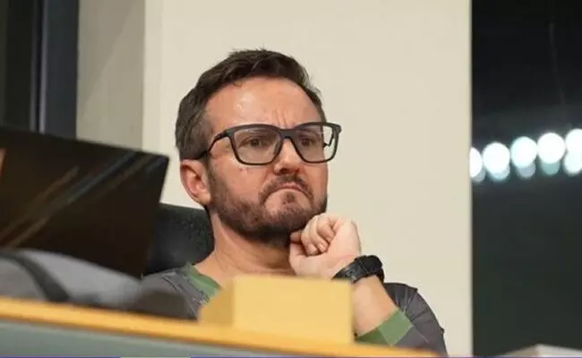 ಭಾರತದ ಮೇಲೆ ನಿರಂತರ ಒತ್ತಡ: ಎಚ್ಚರಿಕೆ ನೀಡಿದ ಪಾಕ್ ಕೋಚ್ ಭಾರತದ ಮೇಲೆ ನಿರಂತರ ಒತ್ತಡ: ಎಚ್ಚರಿಕೆ ನೀಡಿದ ಪಾಕ್ ಕೋಚ್