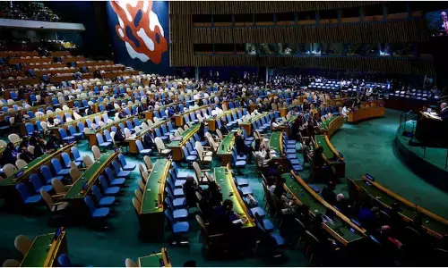 ವಿಶ್ವ ಸಂಸ್ಥೆ | ಇಸ್ರೇಲ್ ಪ್ರಧಾನಿ ನೆತನ್ಯಾಹುಗೆ ಖಾಲಿ ಕುರ್ಚಿಗಳ ಸ್ವಾಗತ!    ನೆತನ್ಯಾಹು ಭಾಷಣದ ವೇಳೆ ರಾಜತಾಂತ್ರಿಕರಿಂದ ಸಭಾತ್ಯಾಗ