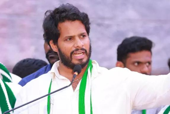 ಗ್ರೇಟರ್ ಬೆಂಗಳೂರು ಇಂಟಿಗ್ರೇಟೆಡ್ ಟೌನ್ಶಿಪ್ ಯೋಜನೆ ಕೈ ಬಿಡುವಂತೆ ನಿಖಿಲ್ ಕುಮಾರಸ್ವಾಮಿ ಆಗ್ರಹ ಗ್ರೇಟರ್ ಬೆಂಗಳೂರು ಇಂಟಿಗ್ರೇಟೆಡ್ ಟೌನ್ಶಿಪ್ ಯೋಜನೆ ಕೈ ಬಿಡುವಂತೆ ನಿಖಿಲ್ ಕುಮಾರಸ್ವಾಮಿ ಆಗ್ರಹ