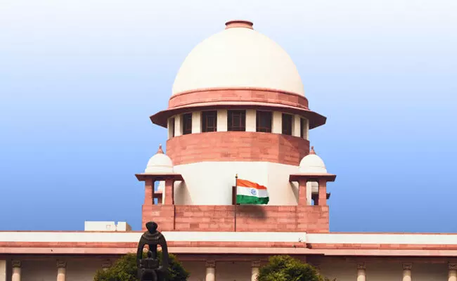 ಮಧ್ಯಪ್ರದೇಶ | ಆದಿವಾಸಿ ಯುವಕನ ಕಸ್ಟಡಿ ಸಾವು : ಆರೋಪಿ ಪೊಲೀಸ್ ಅಧಿಕಾರಿಗಳ ಬಂಧನಕ್ಕೆ ಸಿಬಿಐಗೆ ಅ.7ರವರೆಗೆ ಕಾಲಾವಕಾಶ ನೀಡಿದ ಸುಪ್ರೀಂ ಕೋರ್ಟ್ ಮಧ್ಯಪ್ರದೇಶ | ಆದಿವಾಸಿ ಯುವಕನ ಕಸ್ಟಡಿ ಸಾವು : ಆರೋಪಿ ಪೊಲೀಸ್ ಅಧಿಕಾರಿಗಳ ಬಂಧನಕ್ಕೆ ಸಿಬಿಐಗೆ ಅ.7ರವರೆಗೆ ಕಾಲಾವಕಾಶ ನೀಡಿದ ಸುಪ್ರೀಂ ಕೋರ್ಟ್