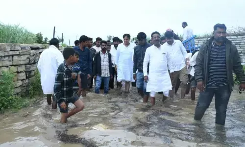 ಜೇವರ್ಗಿ | ನದಿ ಪ್ರವಾಹ ಭೀತಿ ಪ್ರದೇಶದ ಜನರ ಸಮಸ್ಯೆಗಳಿಗೆ ಸ್ಪಂದಿಸಿ : ಶಾಸಕ ಡಾ.ಅಜಯ್ ಸಿಂಗ್